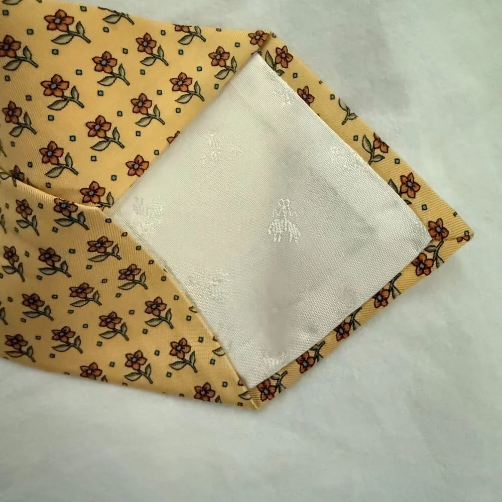 Brooks Brothers Basics Pure Silk Made in USA tie floral flower autumn fall gold